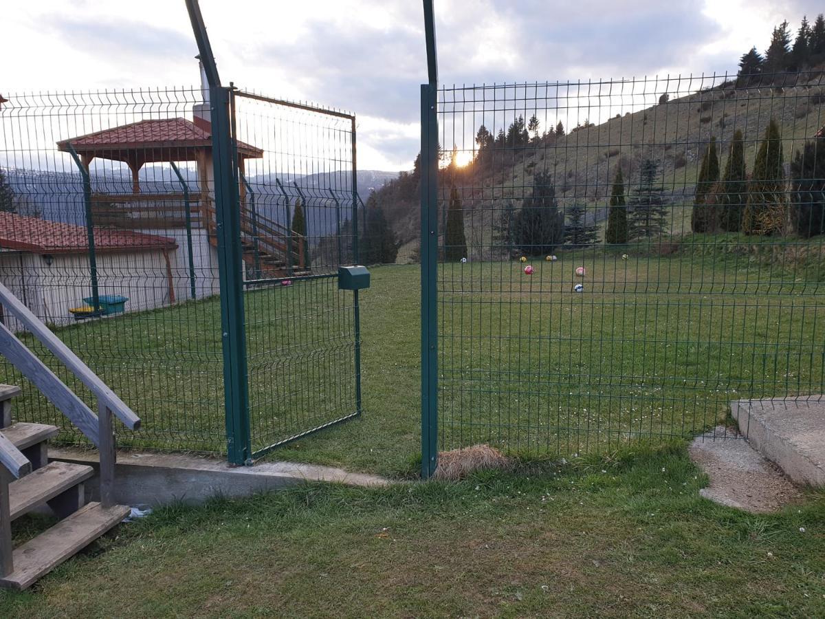 Vila Daria 3 Rucăr Exterior foto